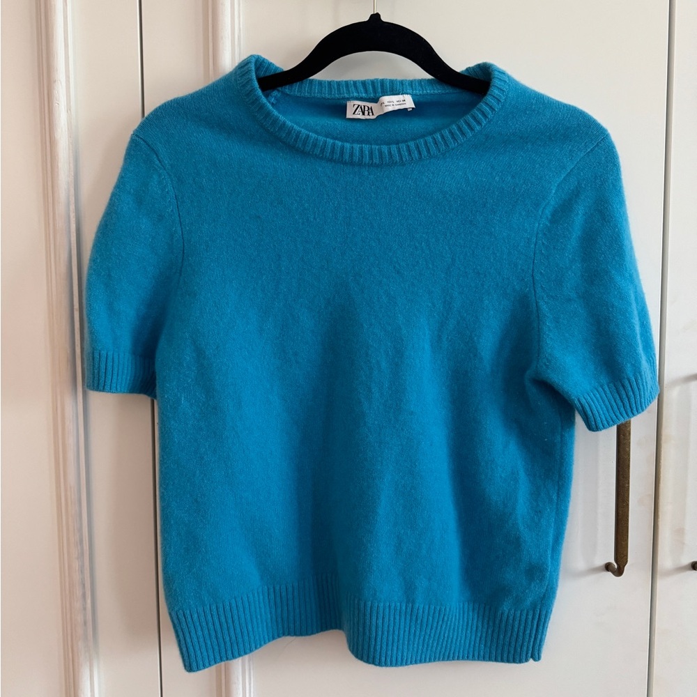 Zara Women's Vibrant Blue Crew Neck Sweater